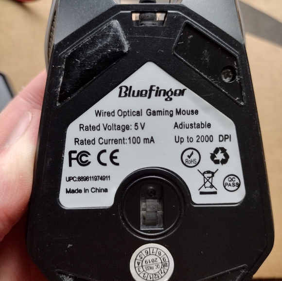 CyberpowerPC gaming keyboard+ bluefinger mouse - Picture 4 of 4